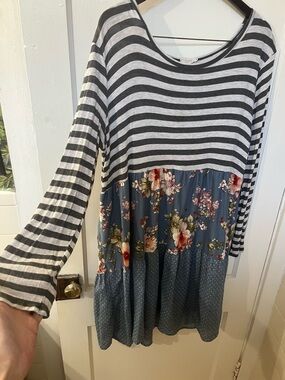 ODDY Mixed Media Floral & Striped Tiered Tunic Dress - Size 1X